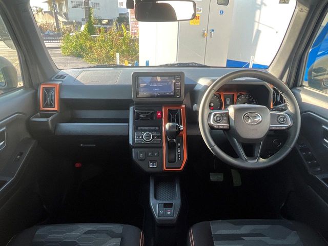 ダイハツ タフト