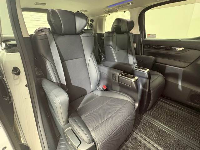 トヨタ ヴェルファイア