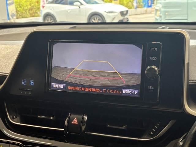 トヨタ C-HR