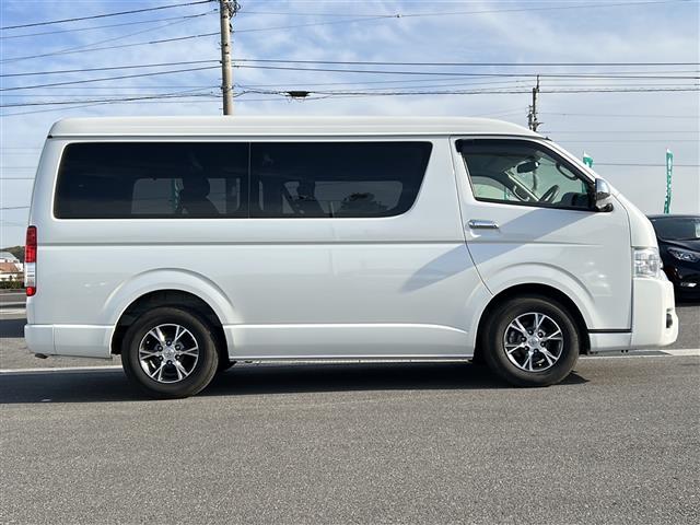 トヨタ ハイエース