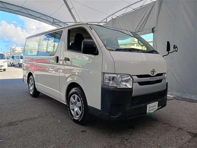 トヨタ ハイエースバン