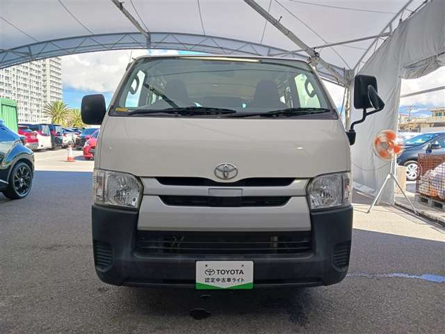 トヨタ ハイエースバン