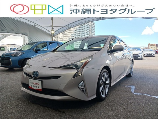 トヨタ プリウス