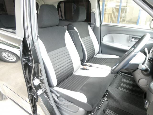 ダイハツ キャスト