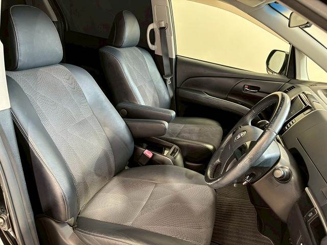 トヨタ エスティマ