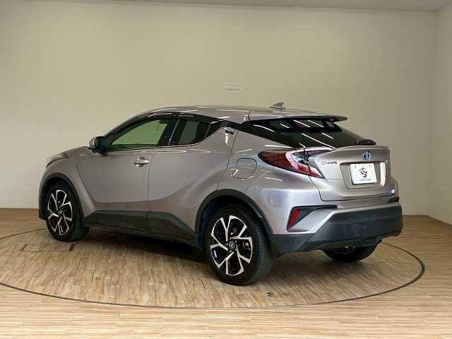 トヨタ C-HR