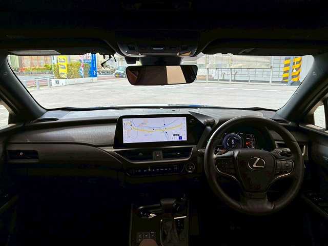 レクサス UX