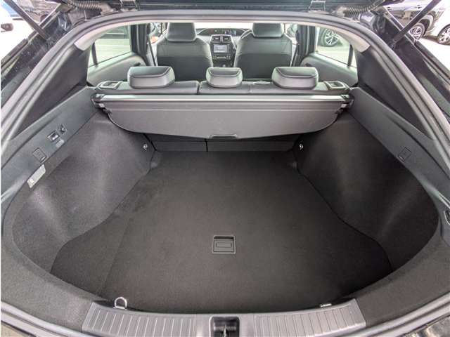 トヨタ プリウス