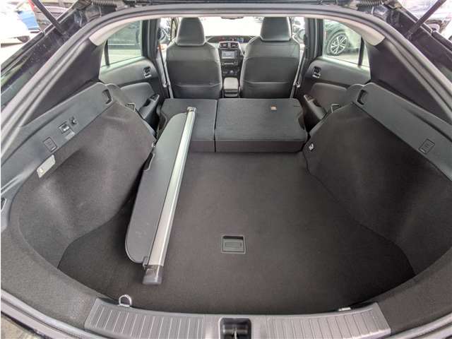 トヨタ プリウス