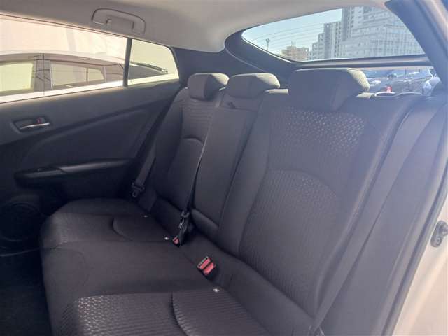 トヨタ プリウス