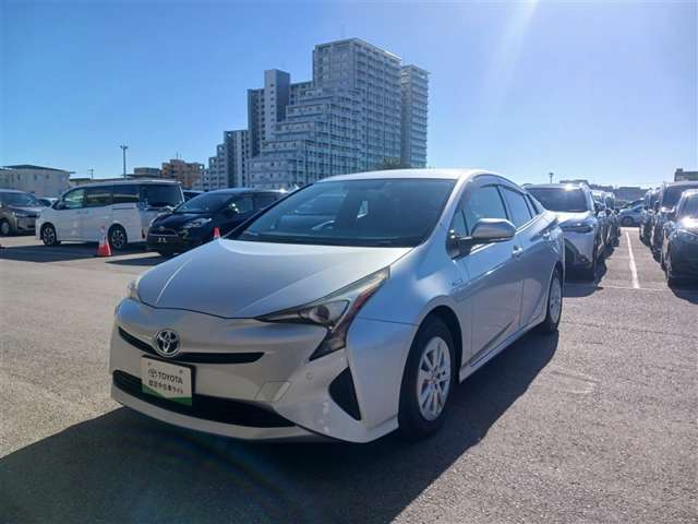 トヨタ プリウス