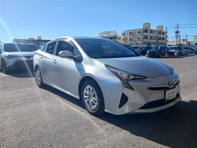 トヨタ プリウス