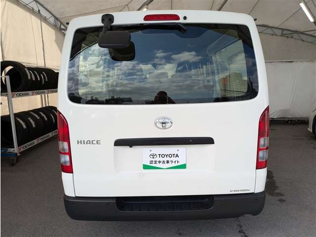 トヨタ ハイエースバン