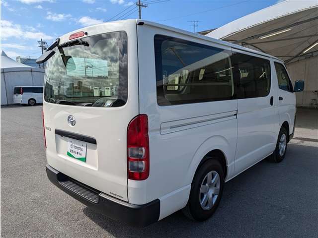 トヨタ ハイエースバン