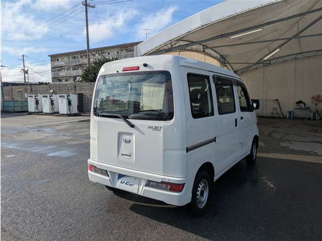 ダイハツ ハイゼットカーゴ