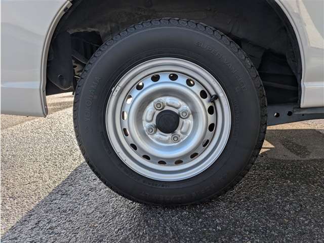 ダイハツ ハイゼットカーゴ