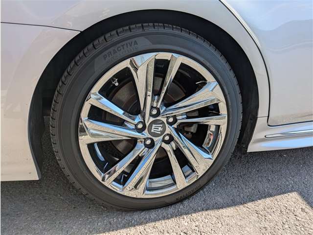 トヨタ クラウン