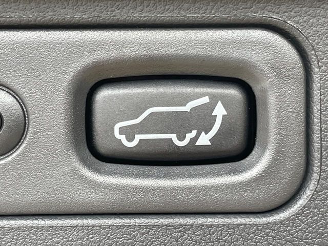 三菱 デリカD：5