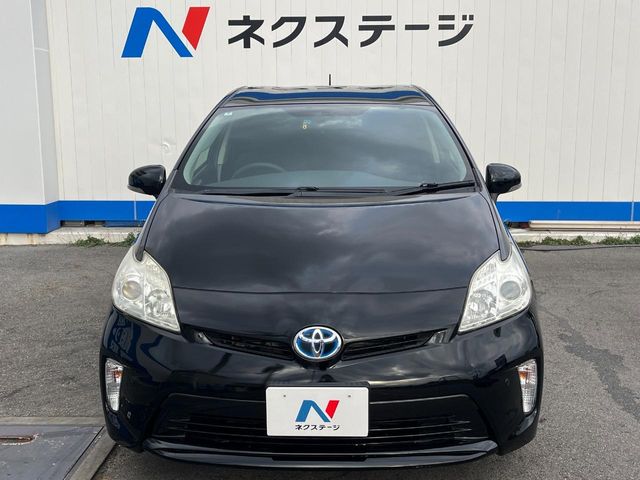 トヨタ プリウス