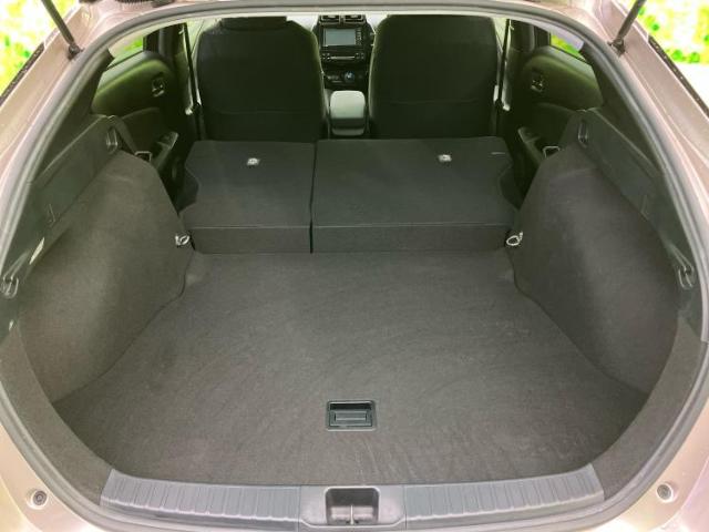 トヨタ プリウス