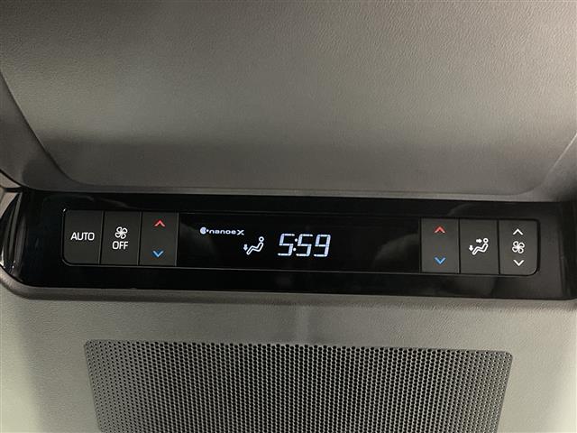 トヨタ ヴェルファイア