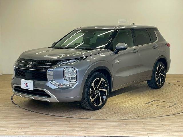 三菱 アウトランダー