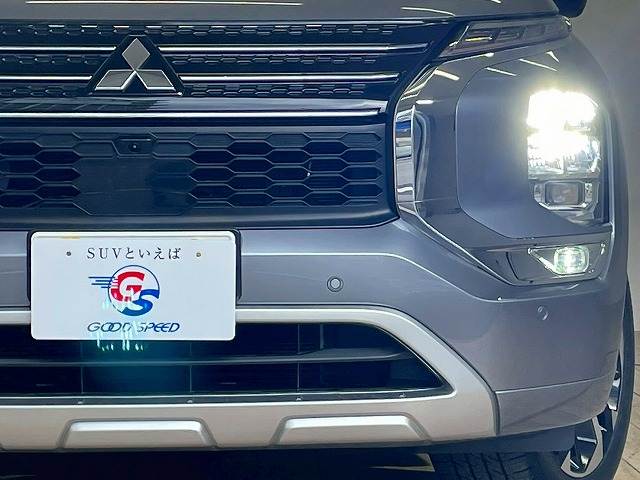 三菱 アウトランダー