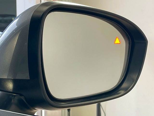 三菱 アウトランダー