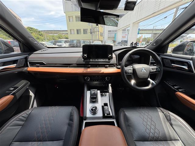 三菱 アウトランダーPHEV