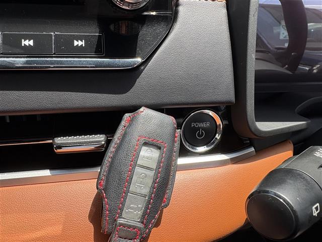 三菱 アウトランダーPHEV