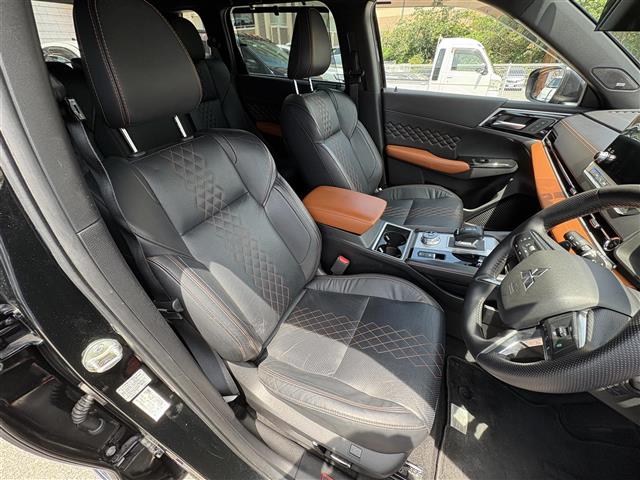 三菱 アウトランダーPHEV