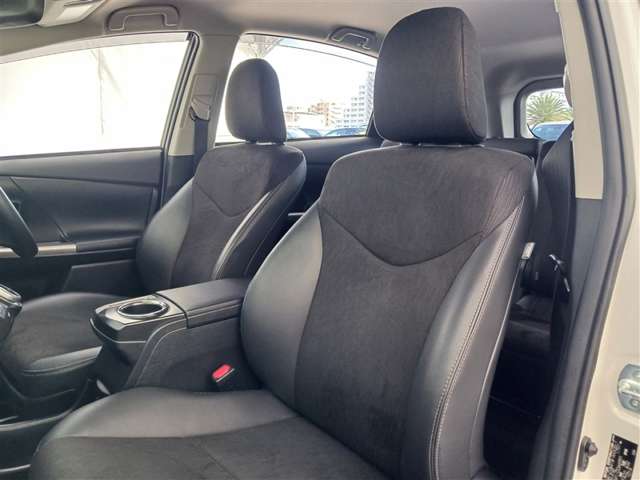 トヨタ プリウスα