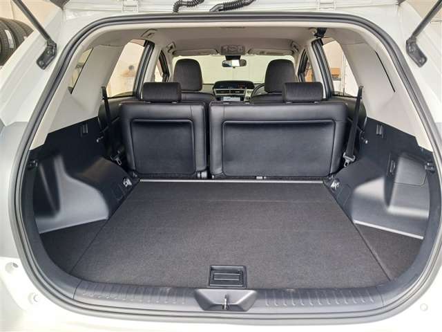 トヨタ プリウスα