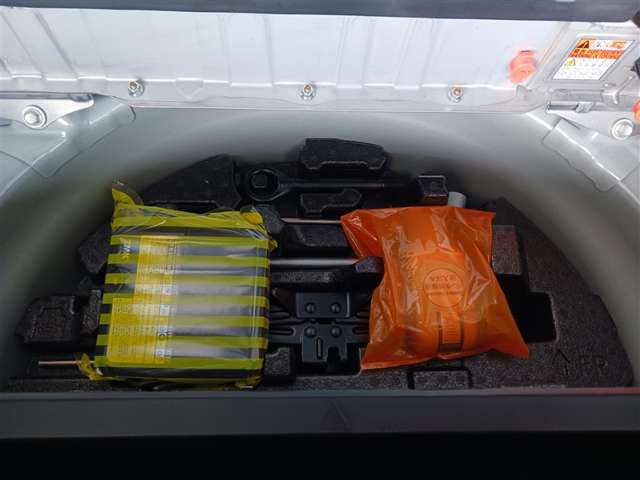 トヨタ プリウスα