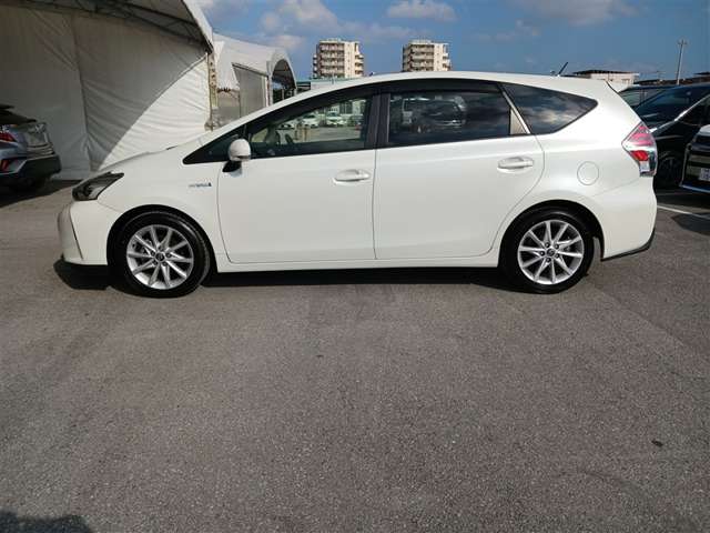 トヨタ プリウスα