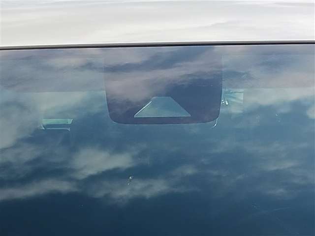 トヨタ プリウスα