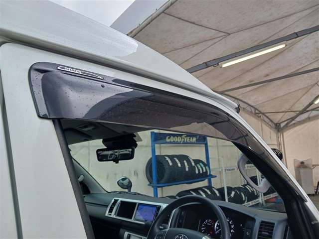 トヨタ ハイエース