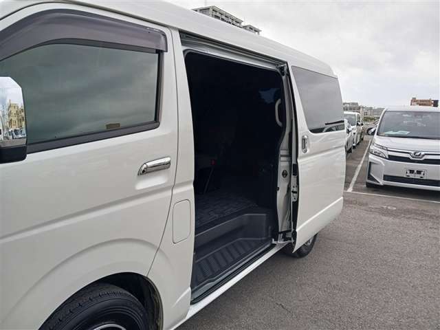 トヨタ ハイエース