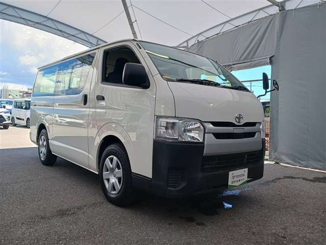 トヨタ ハイエースバン