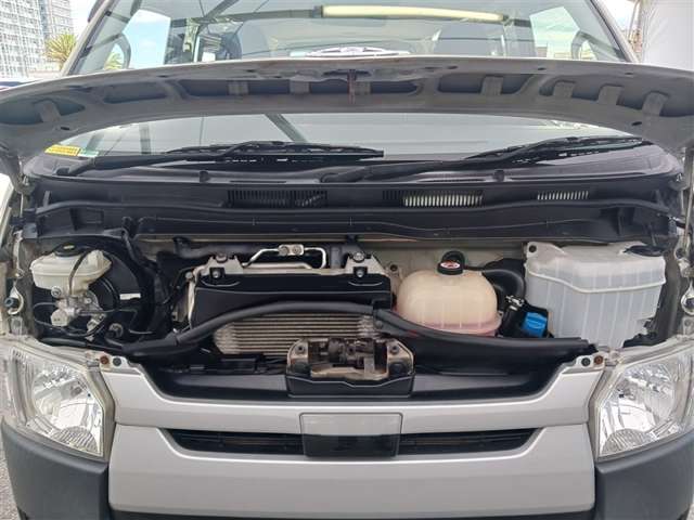 トヨタ ハイエースバン