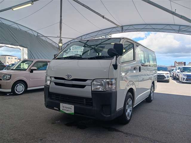 トヨタ ハイエースバン