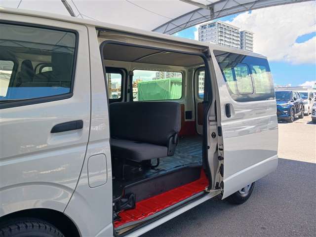 トヨタ ハイエースバン