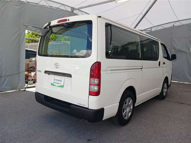 トヨタ ハイエースバン