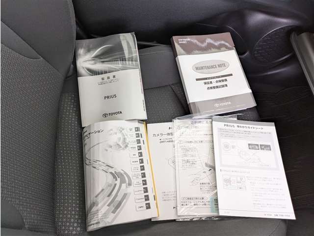 トヨタ プリウス