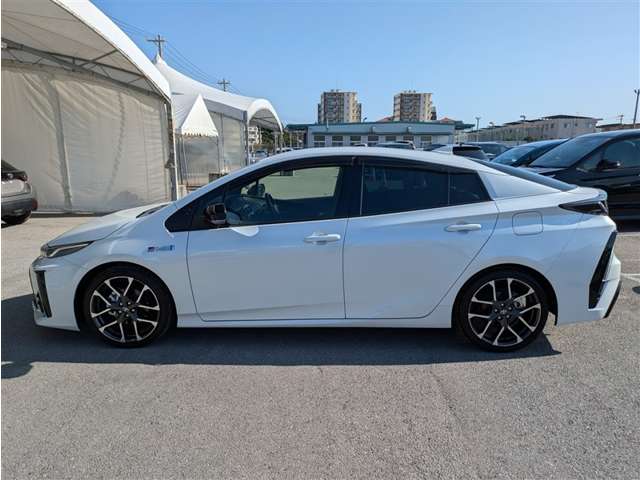 トヨタ プリウスPHV