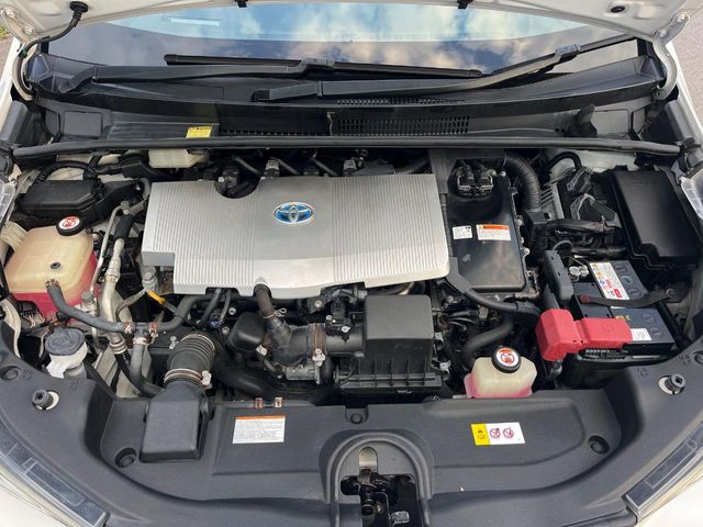 トヨタ プリウス