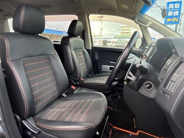 三菱 デリカD：5