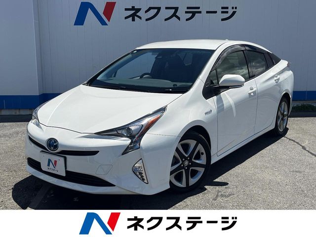 トヨタ プリウス