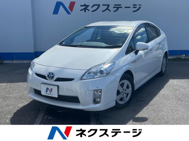 トヨタ プリウス