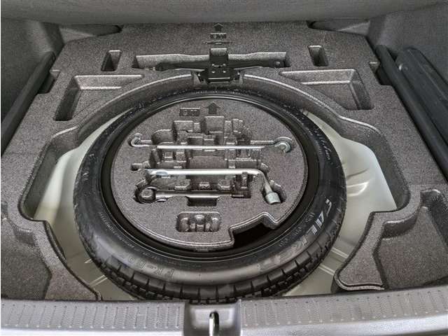 トヨタ カローラ